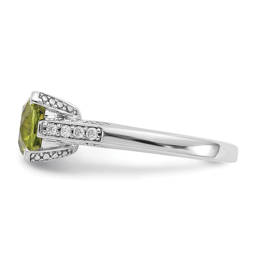 10k White Gold Diamond and Peridot Ring, Size: 6
