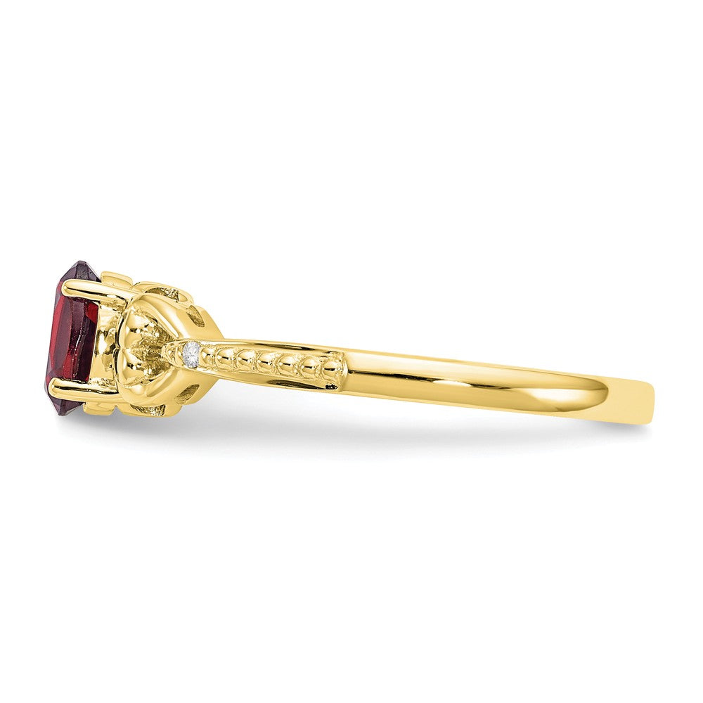 10k Yellow Gold Garnet Diamond Ring, Size: 7