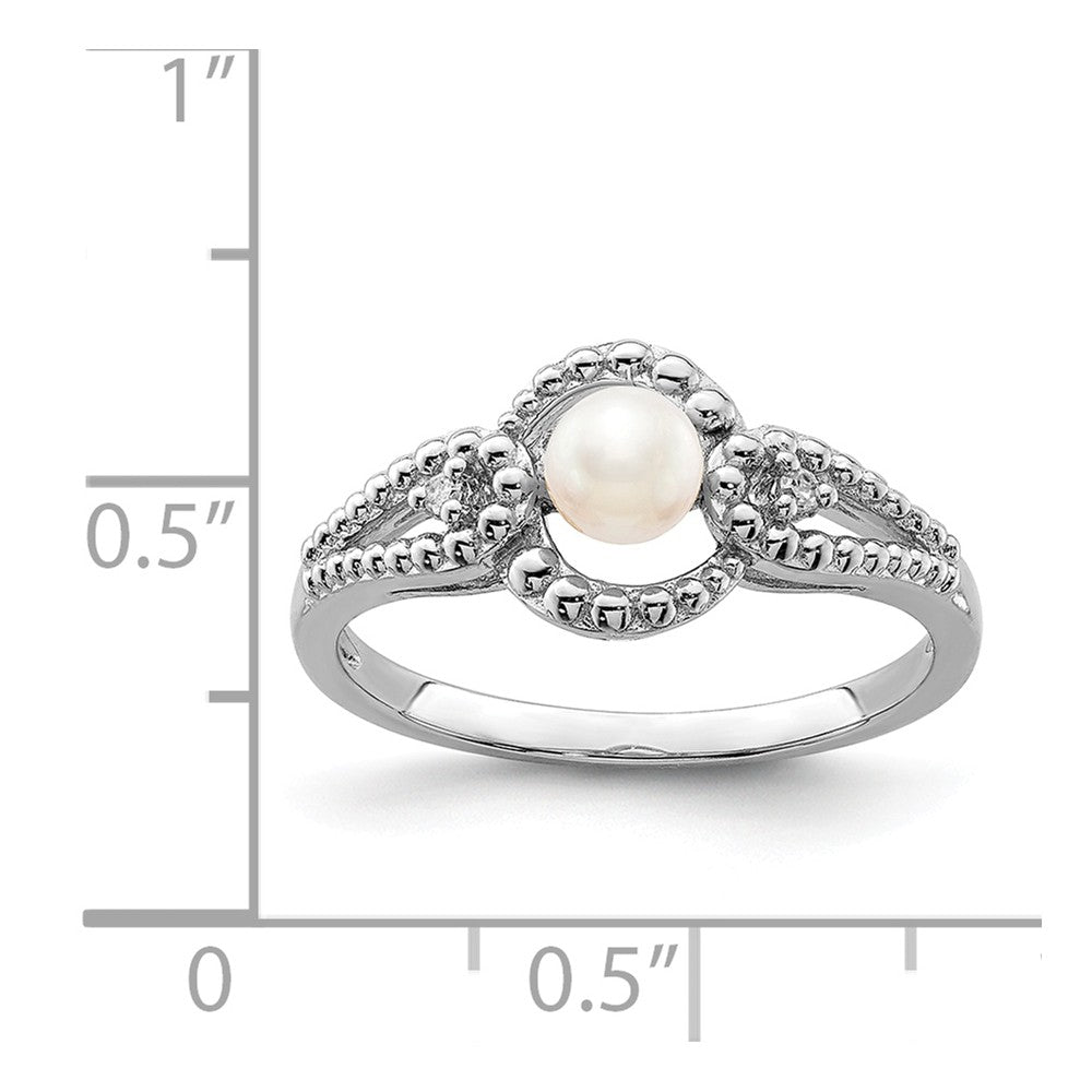 925 Sterling Silver Rhodium-plated Freshwater Cultured Pearl & Diamond Ring, Size: 5