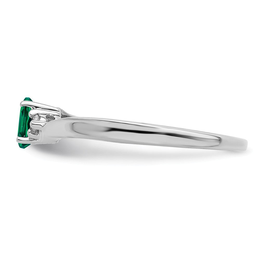 925 Sterling Silver Rhodium-plated Created Emerald Birthstone Ring, Size: 6