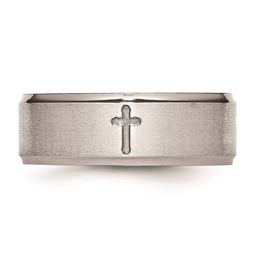 Joyería de moda unisex, anillo de acero inoxidable de la marca Chisel con borde estriado, diseño de cruz, 8 mm, acabado cepillado y pulido