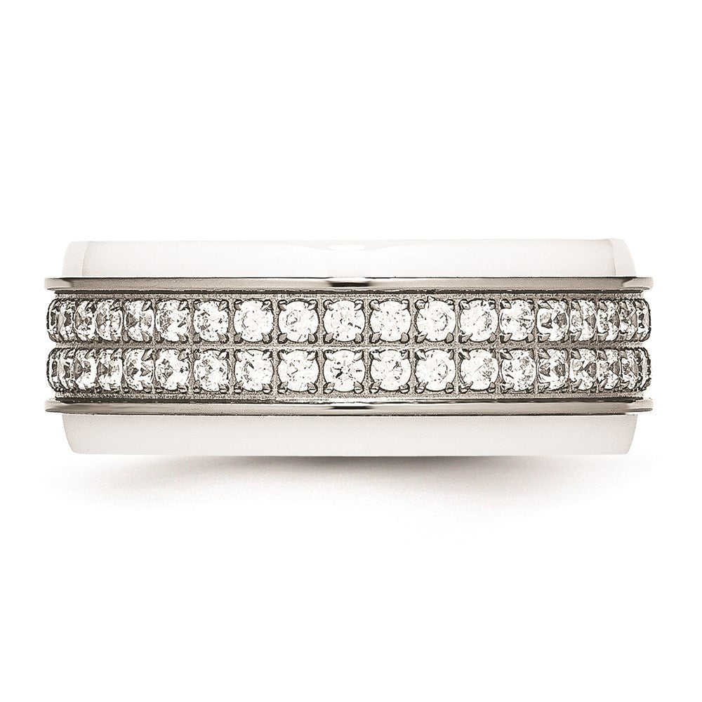 Joyería de moda unisex, anillo de acero inoxidable de la marca Chisel con borde estriado en cerámica blanca pulida y circonita cúbica