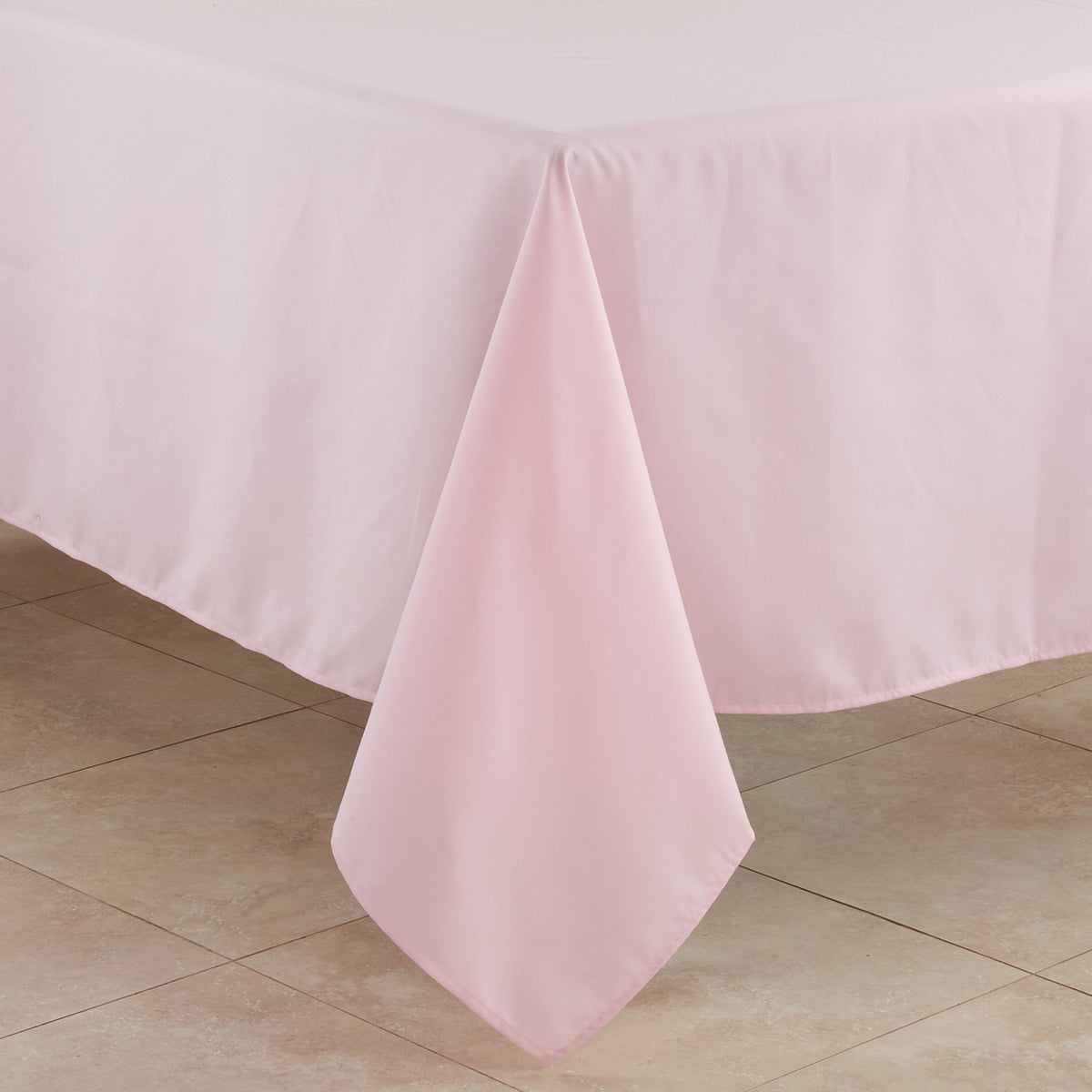 Pink  Everyday Design Tablecloth  100% polyester