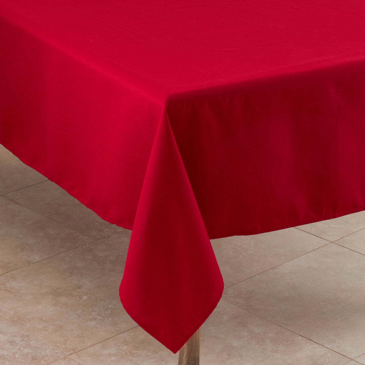 Red  Everyday Design Tablecloth  100% polyester