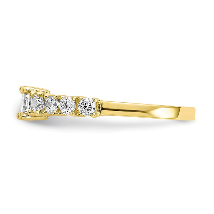 10k Yellow Gold CZ Ring, Size: 7