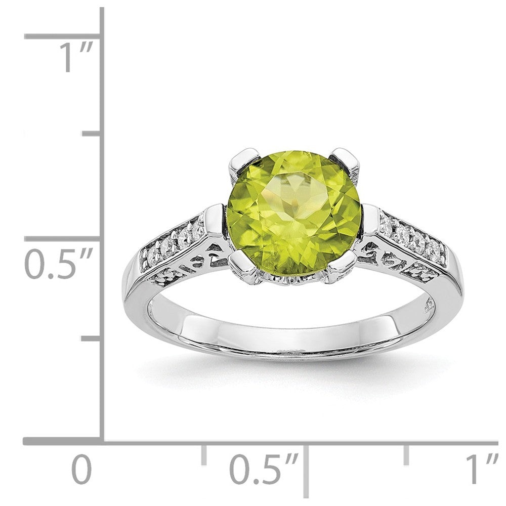 10k White Gold Diamond and Peridot Ring, Size: 6