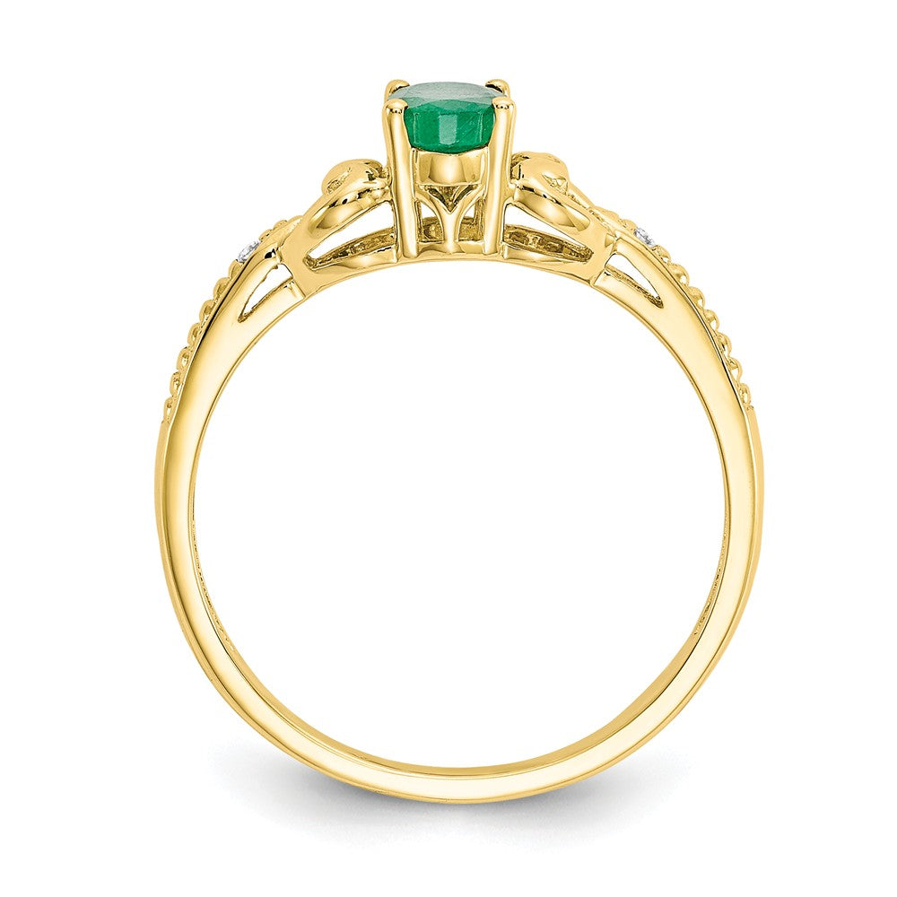10k Yellow Gold Emerald Diamond Ring, Size: 7