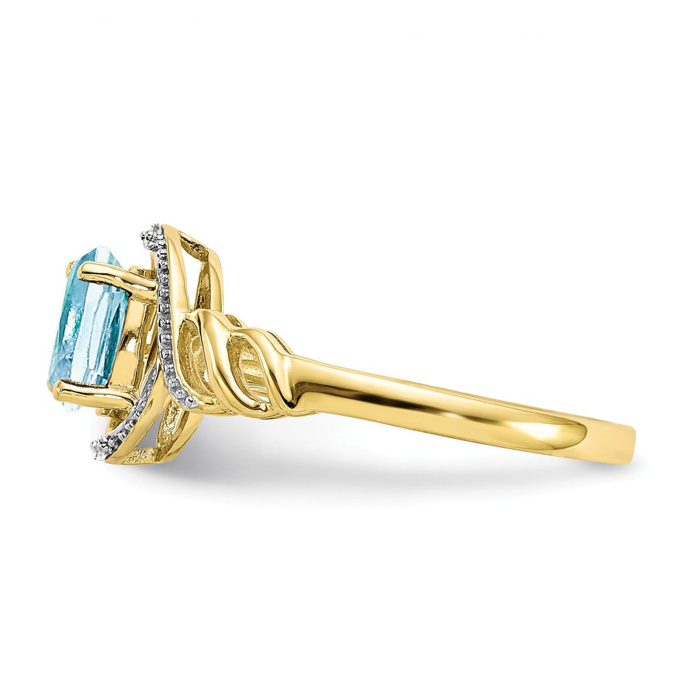 10k Yellow Gold Aquamarine Diamond Ring, Size: 7