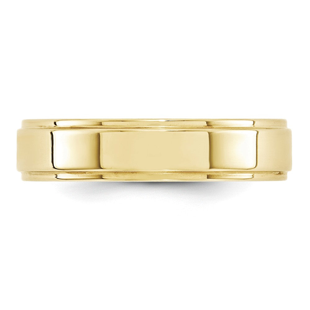10k Yellow Gold 5mm Flat with Step Edge Wedding Band Size 4