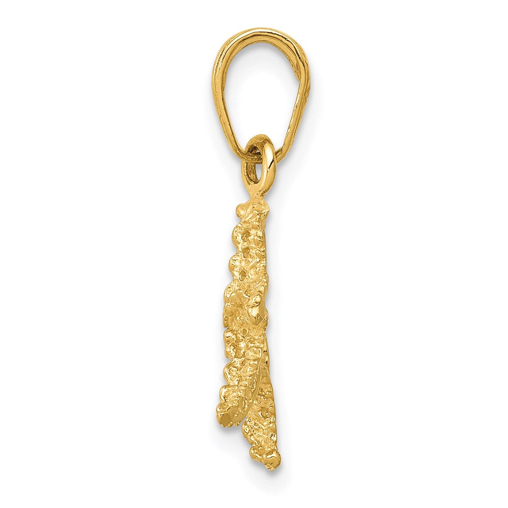 Million Charms 14K Yellow Gold Themed Nautical Starfish Pendant