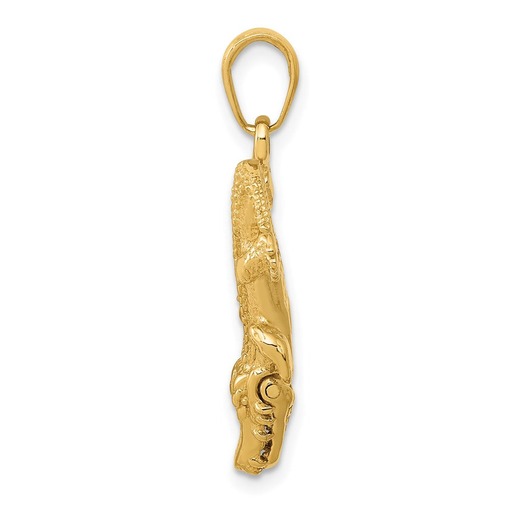 Million Charms 14K Yellow Gold Themed Moveable Alligator Pendant