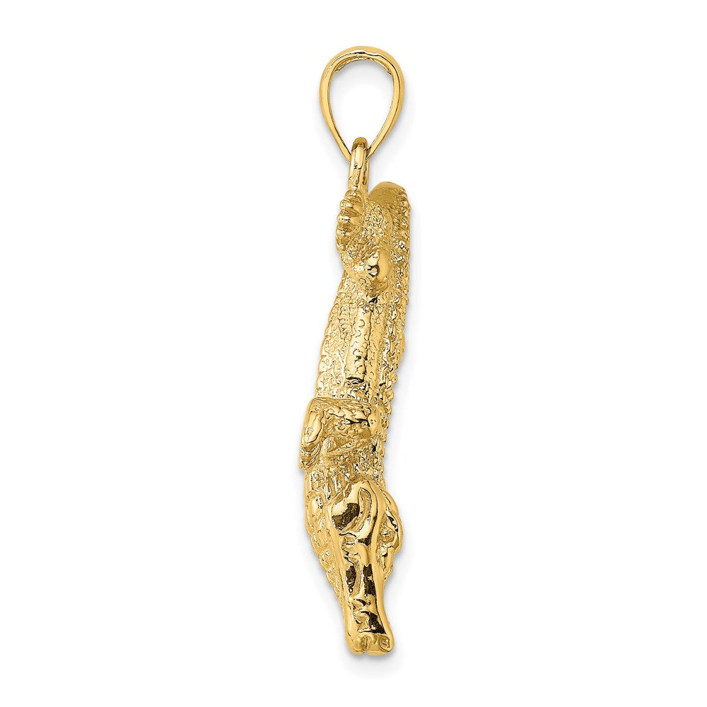 Million Charms 14K Yellow Gold Themed 3-D Large Alligator With Closed Mouth Charm