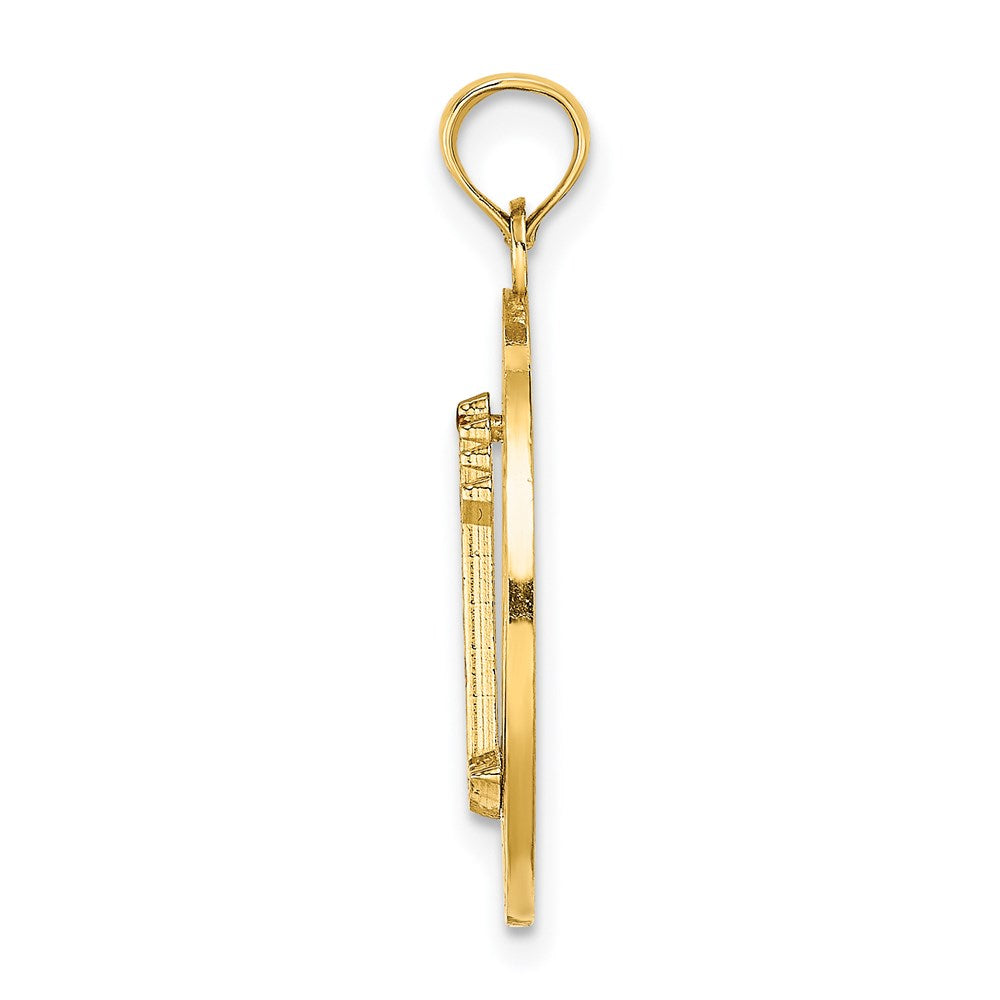 Million Charms 14K Yellow Gold Themed Hilton Head On Round Frame With Enamel Lighthouse Charm