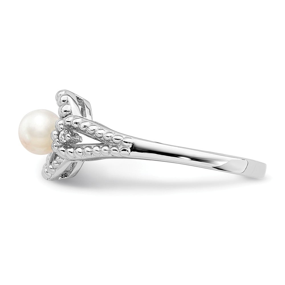 925 Sterling Silver Rhodium-plated Freshwater Cultured Pearl & Diamond Ring, Size: 5