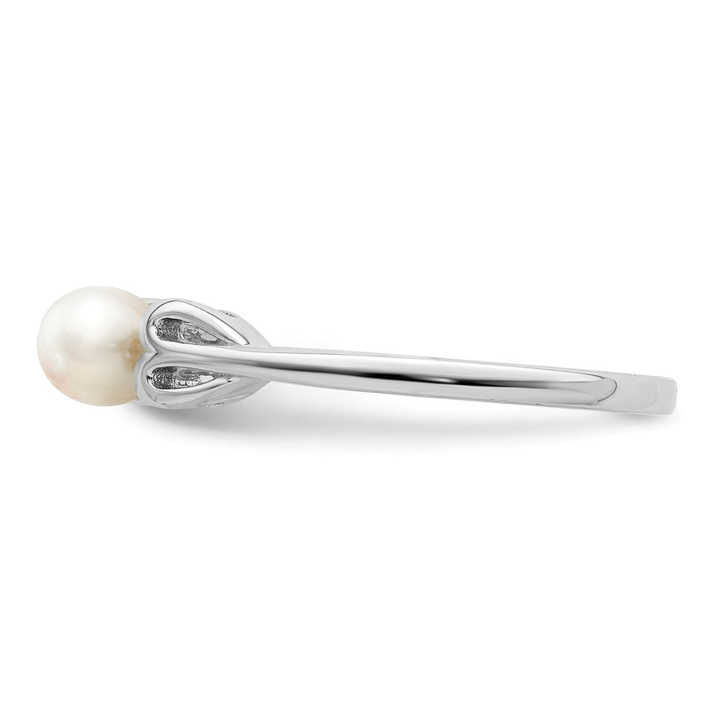 925 Sterling Silver Rhodium-plated Freshwater Cultured Pearl Ring, Size: 5