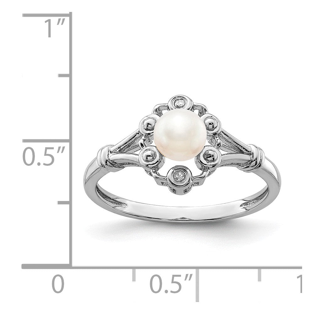 925 Sterling Silver Rhodium-plated Freshwater Cultured Pearl & Diamond Ring, Size: 7