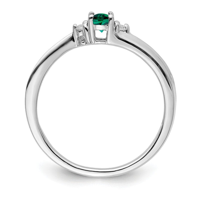 925 Sterling Silver Rhodium-plated Created Emerald Birthstone Ring, Size: 6