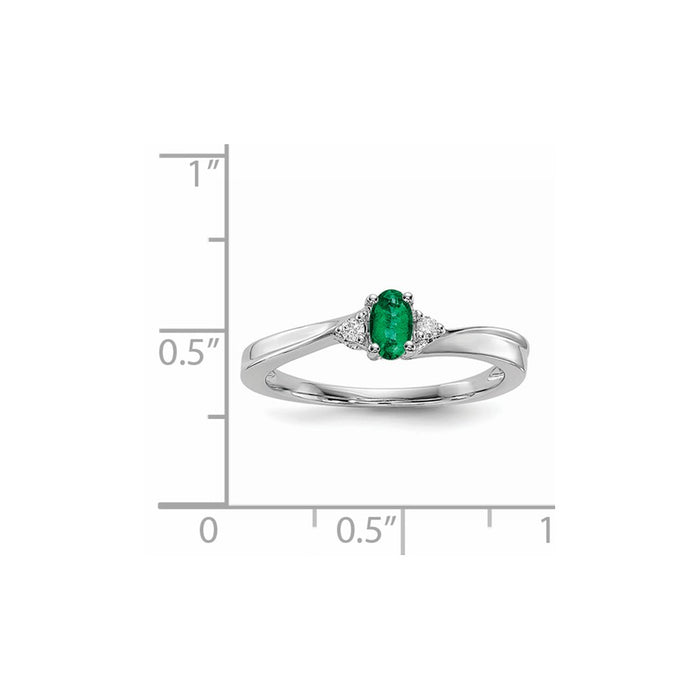 925 Sterling Silver Rhodium-plated Created Emerald Birthstone Ring, Size: 6