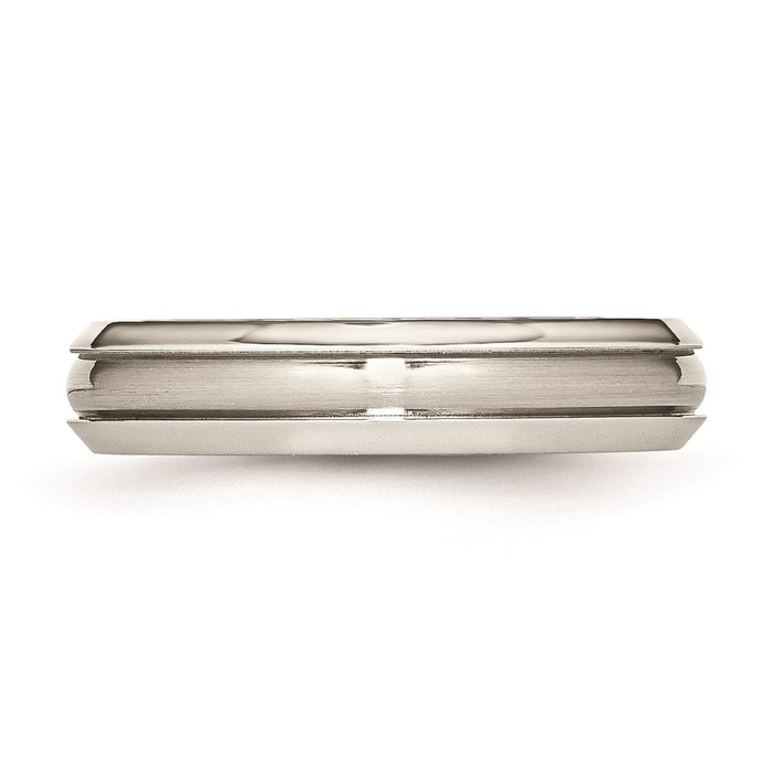 Unisex Fashion Jewelry, Chisel Brand Stainless Steel Brushed and Polished Ridged 5.00mm Ring Band