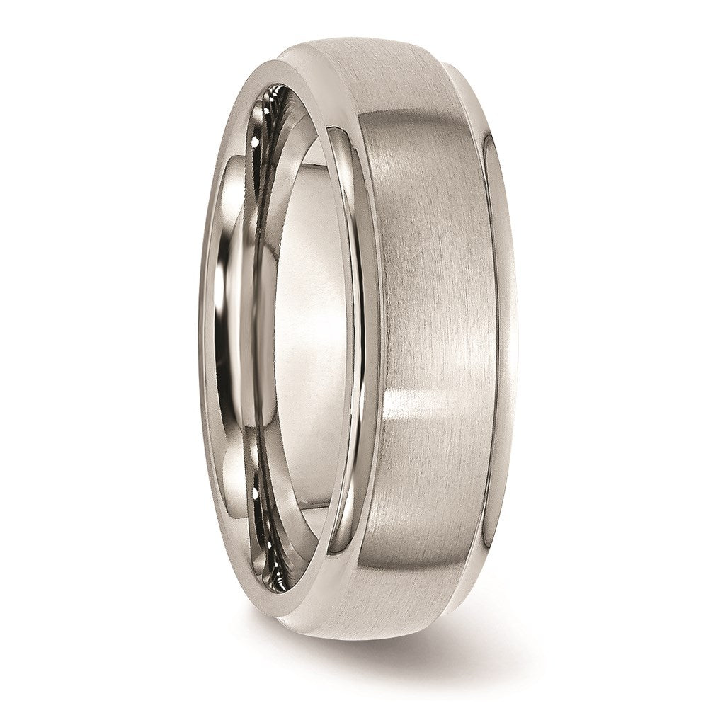 Unisex Fashion Jewelry, Chisel Brand Stainless Steel Ridged Edge 7mm Brushed and Polished Ring Band